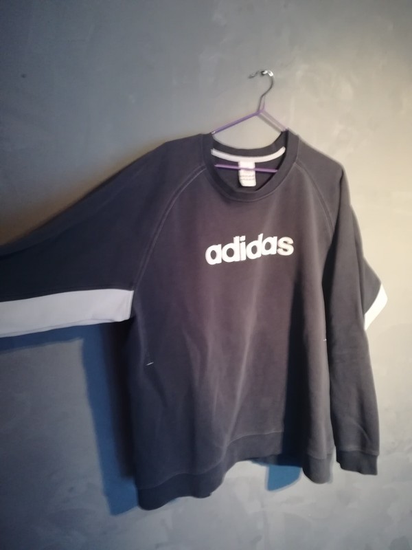 pull old school adidas